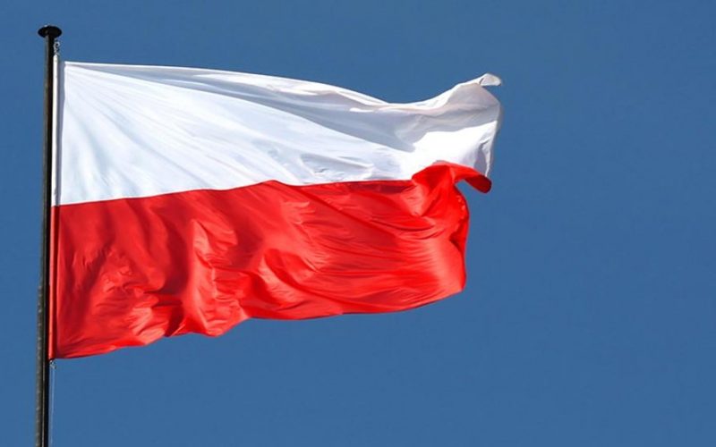 16 lutego wywieśmy polskie flagi! Dzień solidarności z państwami napadniętymi przez Rosję.