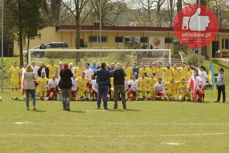 sdc9422 - Charytatywny mecz piłki nożnej na stadionie KS Prokocim Polska vs Ukraina.