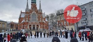 kobiety 300x135 - Kraków wynagradzał Niepokalanemu Sercu Maryi!