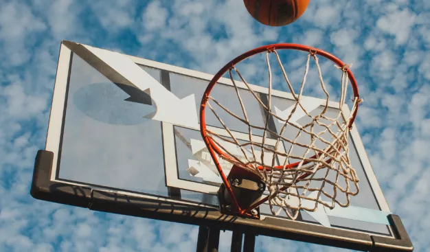 sportowa niedziela - koszykówka w Krakowie