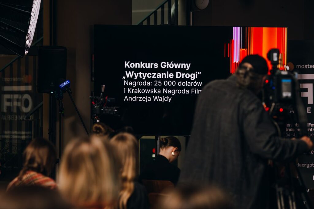 kotklaudia 25042025 mix 35